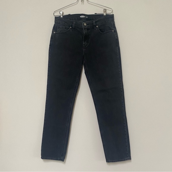 Old Navy Denim - Old Navy Boyfriend Midrise Straight Tapered Jeans 8